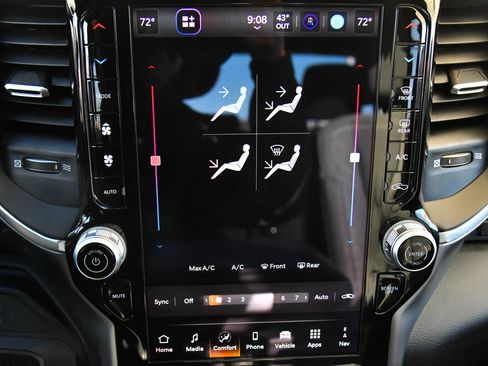 Used 2025 RAM 2500 Big Horn image 25