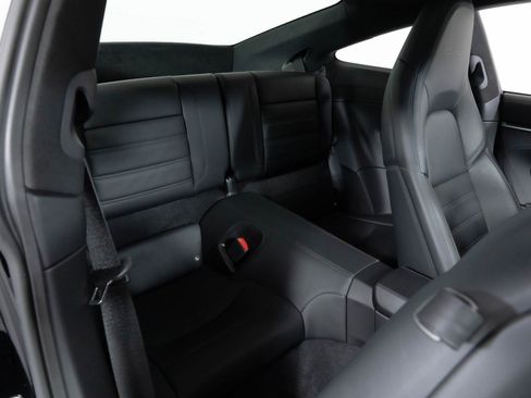 Used 2021 Porsche 911 Turbo image 32