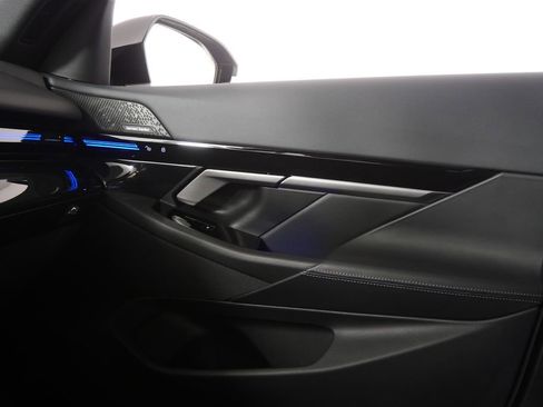 Used 2026 BMW 530i image 24