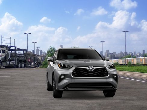 New 2026 Toyota Highlander XLE AWD/4WD image 15