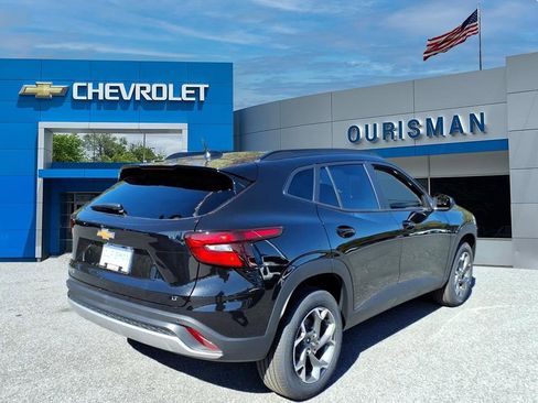 New 2026 Chevrolet Trax ACTIV image 3