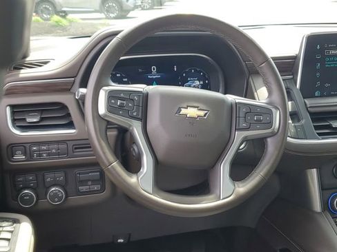 Used 2023 Chevrolet Tahoe LT w/ LT Signature Package AWD/4WD image 11