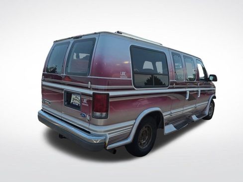 Used 1996 Ford E-150 and Econoline 150 RWD image 5