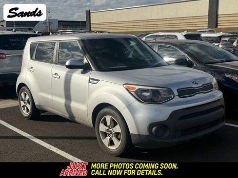 Certified 2017 Kia Soul Base w/ Convenience Package image 1
