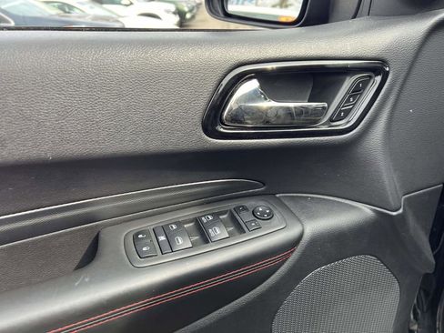 Used 2024 Dodge Durango GT image 23