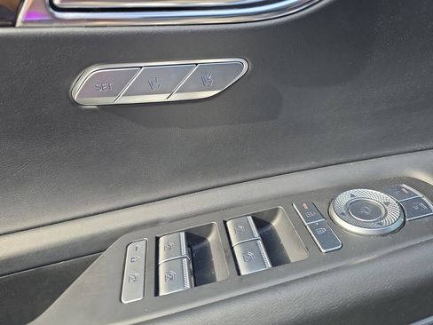 Used 2025 Genesis GV80 2.5T Standard image 11