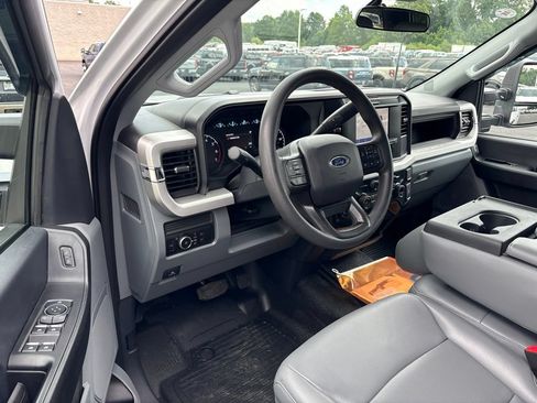 Used 2025 Ford F250 XL w/ XL Chrome Package AWD/4WD image 7