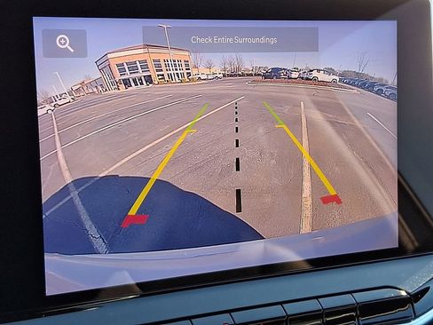 Used 2024 Jeep Compass Latitude image 17