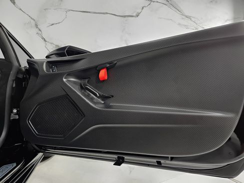 Used 2023 Lamborghini Huracan STO RWD image 37