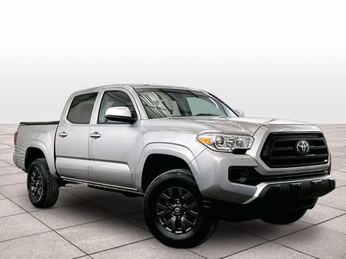Used 2022 Toyota Tacoma SR AWD/4WD image 2