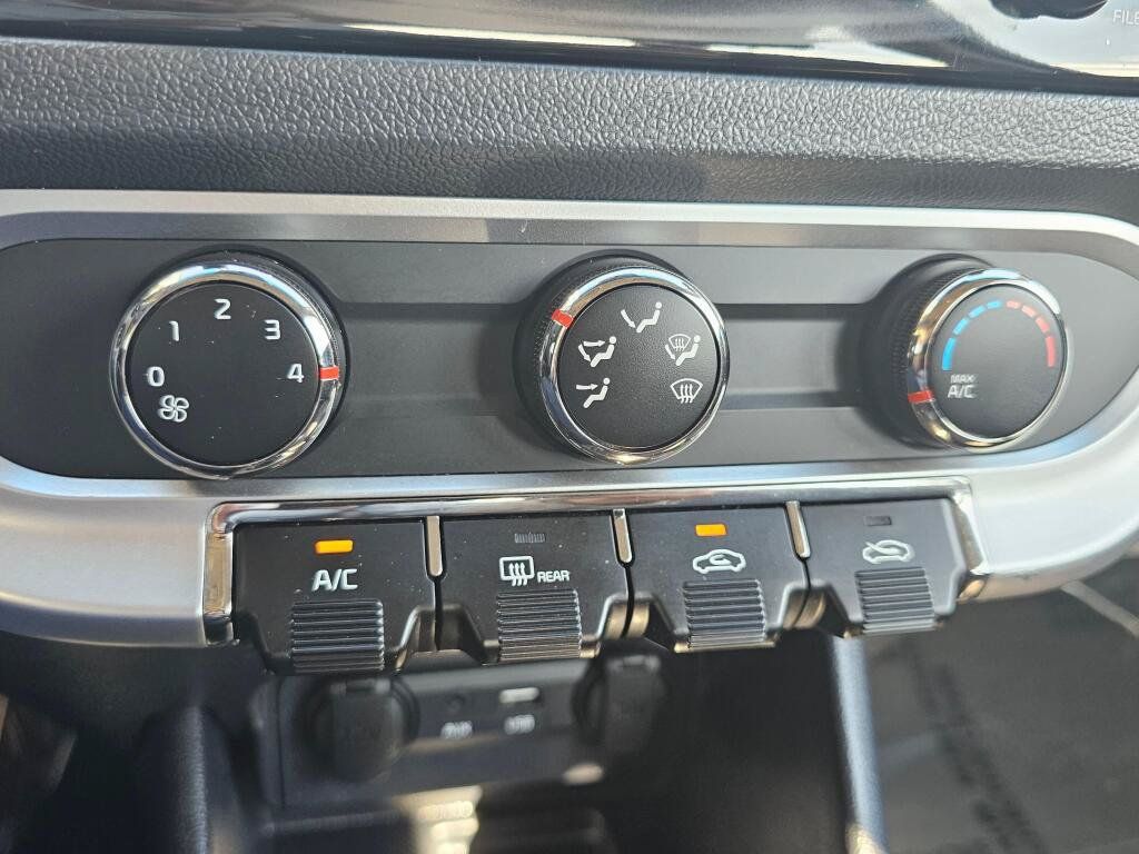 Used 2016 Kia Rio LX FWD image 26