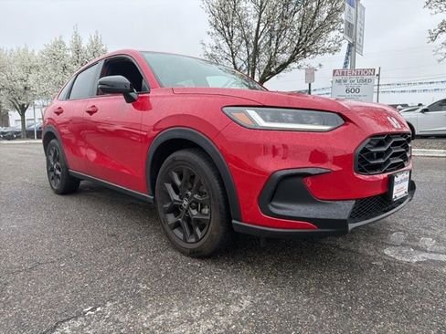 Used 2024 Honda HR-V Sport image 3