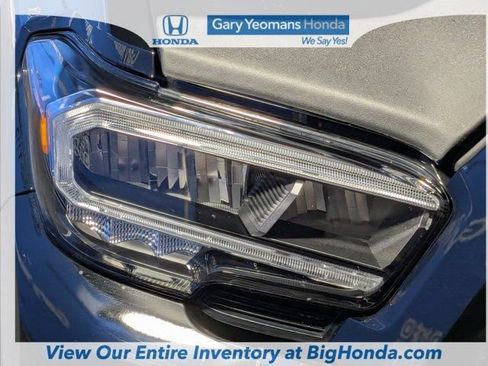 Used 2023 Toyota Tacoma TRD Sport w/ TRD Premium Sport Package AWD/4WD image 12