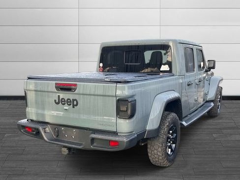 Used 2025 Jeep Gladiator Sport AWD/4WD image 4