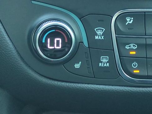 Used 2024 Chevrolet Equinox RS FWD image 27