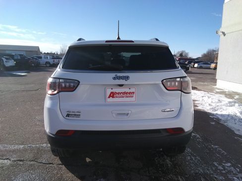 Used 2022 Jeep Compass Latitude image 6