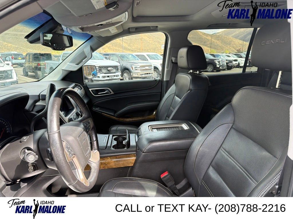 Used 2017 GMC Yukon XL Denali w/ Open Road Package AWD/4WD image 37