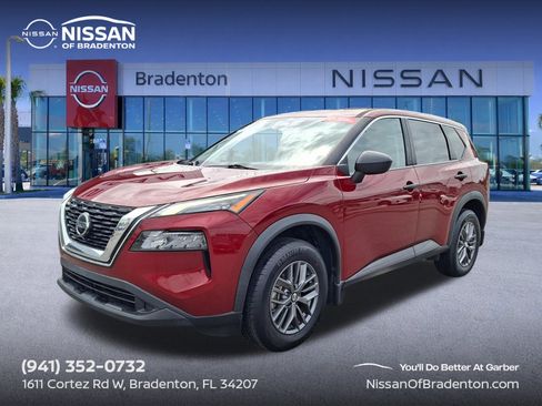 Used 2021 Nissan Rogue S image 1