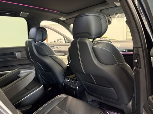 Used 2026 Cadillac Vistiq Platinum w/ LPO, Floor Liner Package AWD/4WD image 25