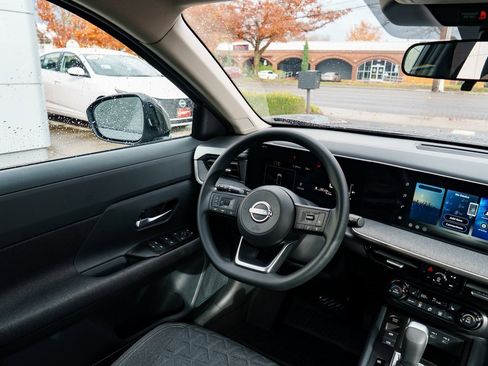New 2026 Nissan Kicks SV w/ SV Premium Package image 11