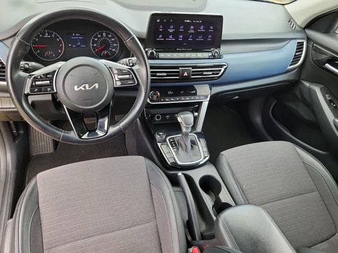 Used 2022 Kia Seltos S FWD image 15
