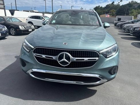 Used 2026 Mercedes-Benz GLC 300 4MATIC image 2