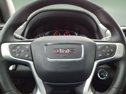 Used 2023 GMC Terrain SLT w/ LPO, Floor Liner Package image 30