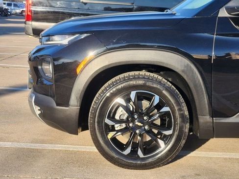 Used 2021 Chevrolet TrailBlazer LT w/ Convenience Package image 16