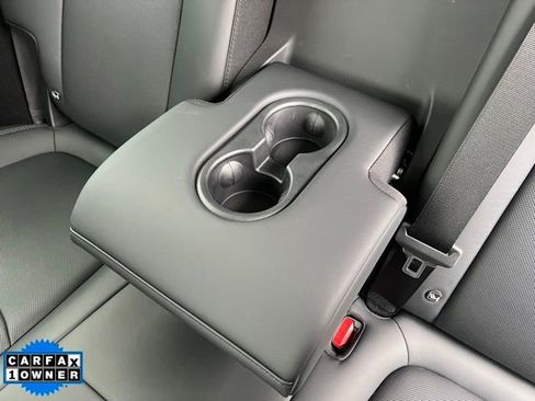 Used 2026 Tesla Model Y Long Range image 13