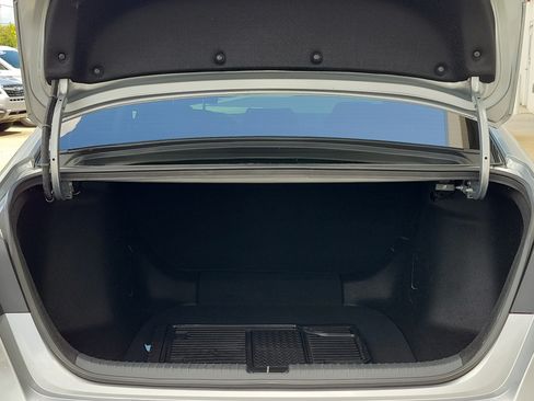 Used 2024 Honda Accord LX image 9