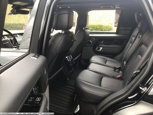 Used 2019 Land Rover Range Rover Supercharged AWD/4WD image 9