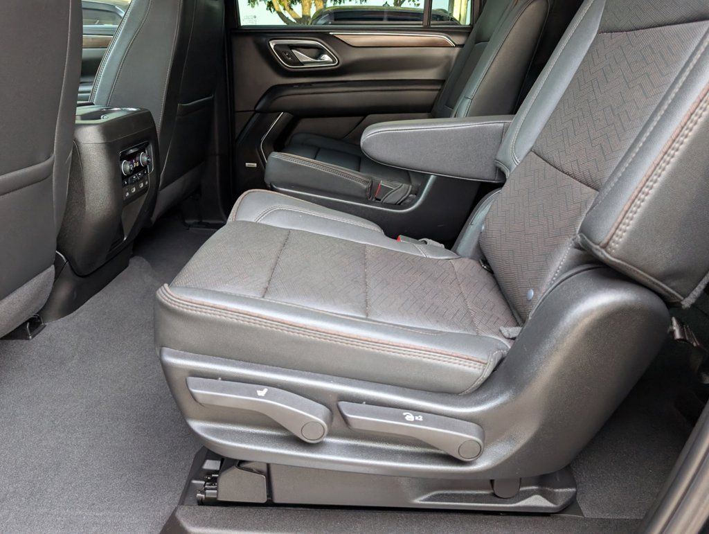 Certified 2024 Chevrolet Suburban High Country w/ Max Trailering Package AWD/4WD image 22