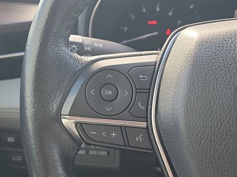 Used 2019 Toyota Avalon XLE w/ Moonroof Package image 27