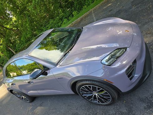 Used 2024 Porsche Macan 4 Electric AWD/4WD image 74