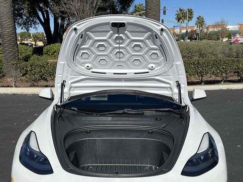 Used 2021 Tesla Model 3 Standard Range Plus image 62