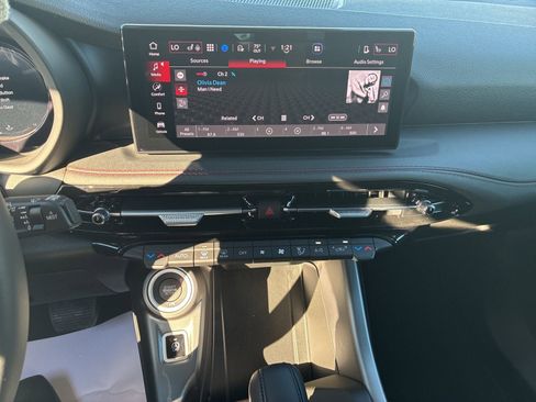New 2025 Dodge Hornet GT w/ Cold Weather Group AWD/4WD image 19