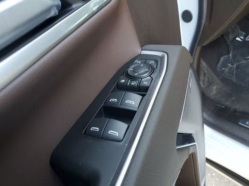 New 2026 GMC Sierra 2500 Denali w/ Denali Reserve Package image 19