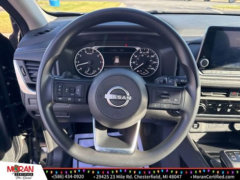 Used 2024 Nissan Rogue S image 13