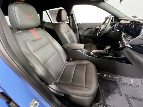 Used 2024 Chevrolet Trax RS w/ Driver Confidence Package image 26