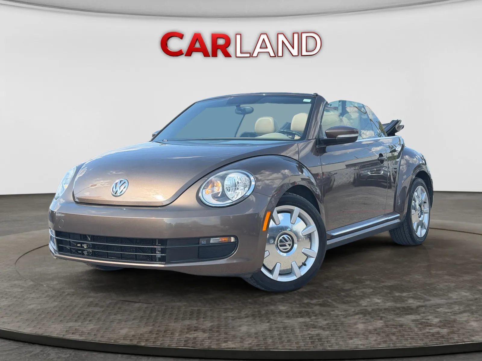 Used 2015 Volkswagen Beetle 1.8T FWD image 1