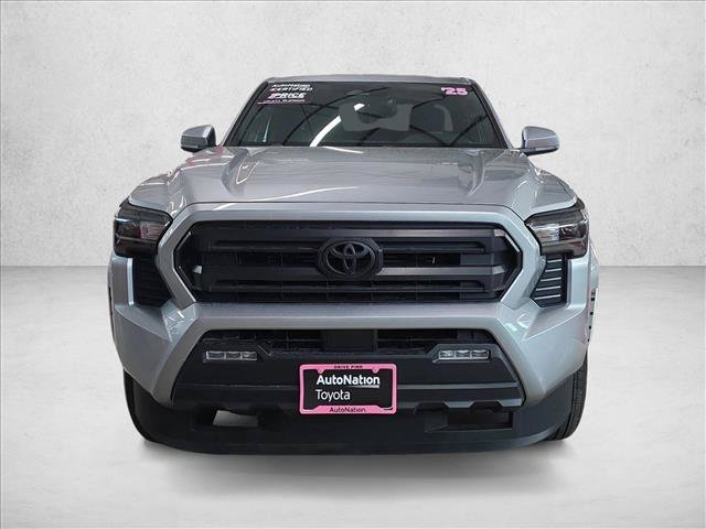 Used 2025 Toyota Tacoma SR5 AWD/4WD image 2