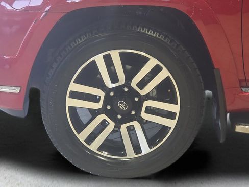 Certified 2022 Toyota 4Runner Limited image 9