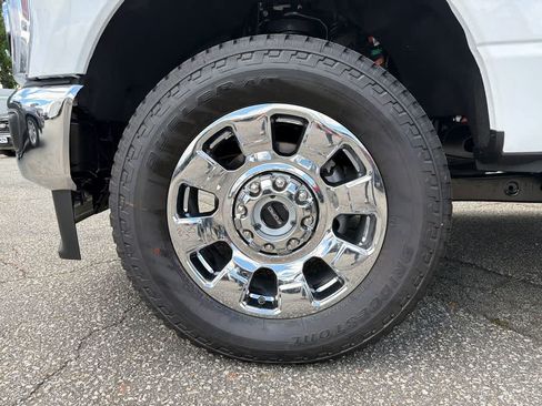 New 2026 Ford F250 Lariat w/ Chrome Package AWD/4WD image 9