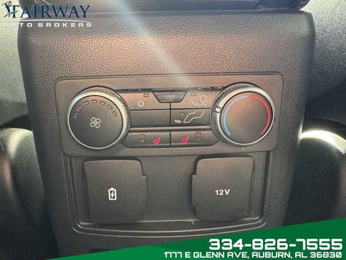 Used 2020 Ford Explorer XLT w/ Equipment Group 202A image 27