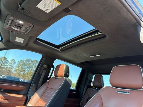 Used 2024 GMC Sierra 2500 Denali Ultimate w/ Max Trailering Package image 31