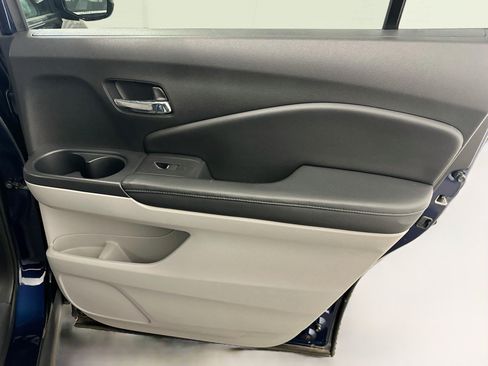 Used 2019 Honda Pilot LX image 31
