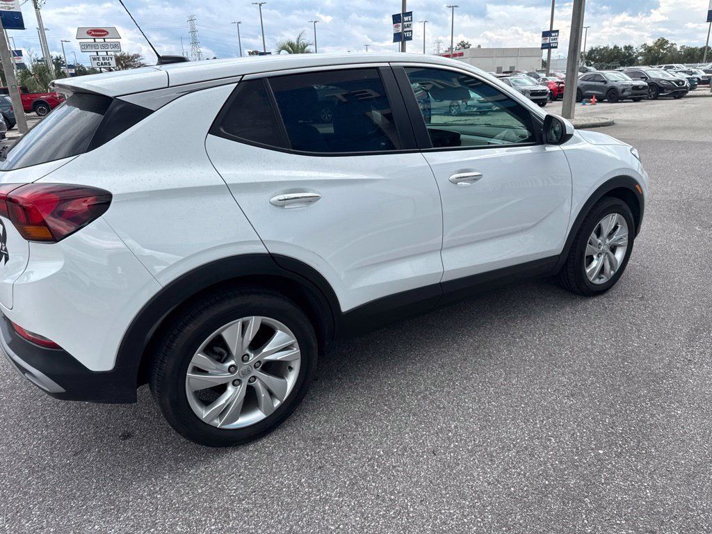 Used 2024 Buick Encore GX Preferred w/ Comfort Package FWD image 5