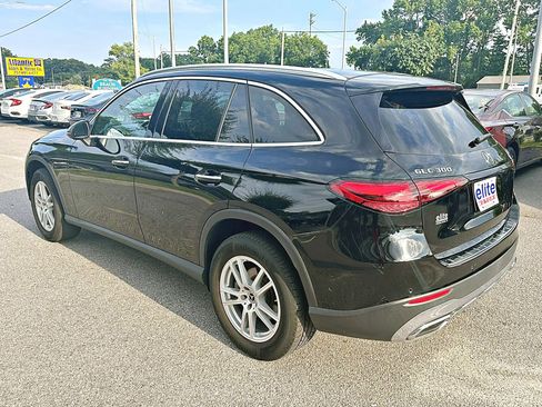 Used 2023 Mercedes-Benz GLC 300 4MATIC image 6