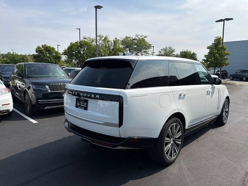 Used 2025 Land Rover Range Rover Long Wheelbase Autobiography AWD/4WD image 5