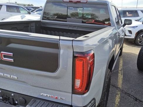 Used 2025 GMC Sierra 1500 AT4X w/ AT4X AEV Edition AWD/4WD image 4